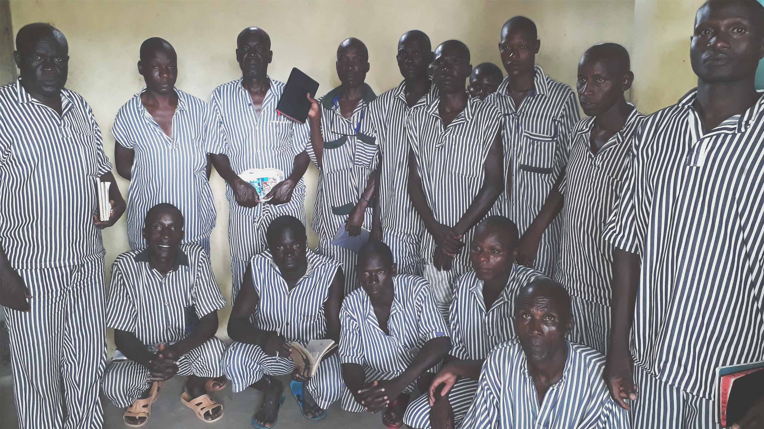 bible-lessons-behind-bars-light-bearers